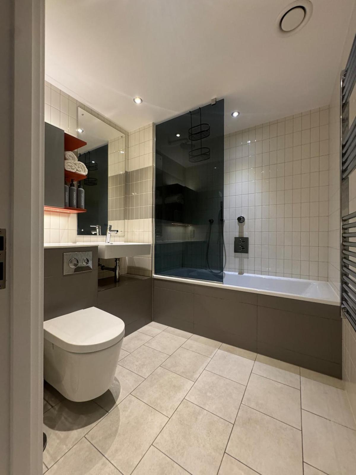 Luxury 1 Bedroom Apartment In לונדון מראה חיצוני תמונה